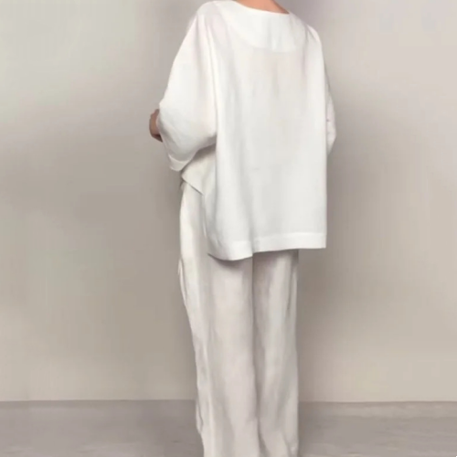 Noa | Relaxed Minimalist Two-Piece Set